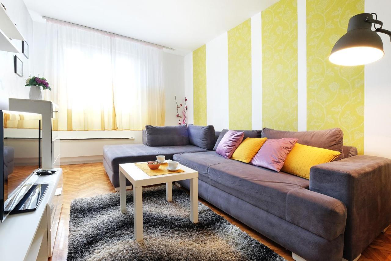 Apartment Paradise Fantasy Belgrado Esterno foto