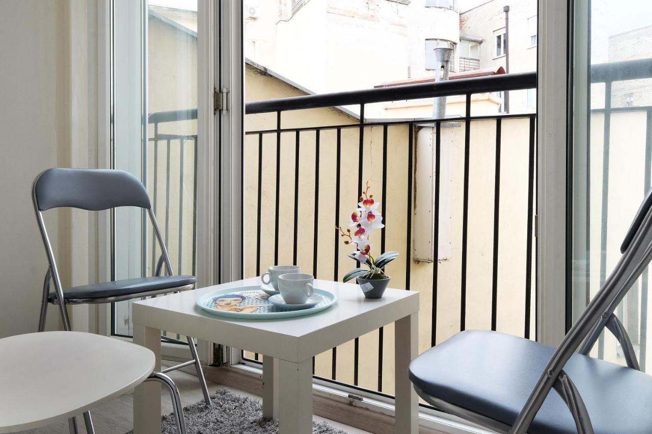 Apartment Paradise Fantasy Belgrado Esterno foto