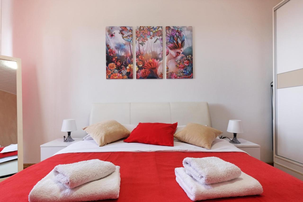 Apartment Paradise Fantasy Belgrado Esterno foto